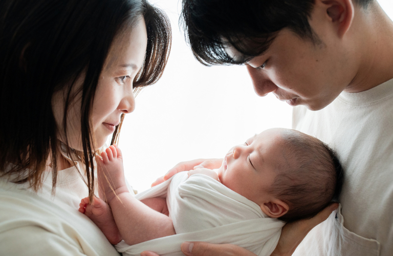 大阪で大人気のフォトスタジオ。透明感のある華やかでお洒落な写真。自然体の笑顔＊